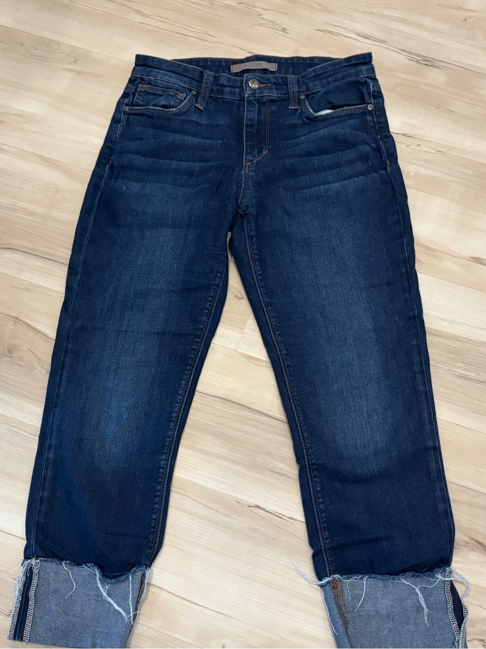 Joe’s Jeans Dark Wash Cropped Capri Jeans Raw Hem Cuff Women’s 26